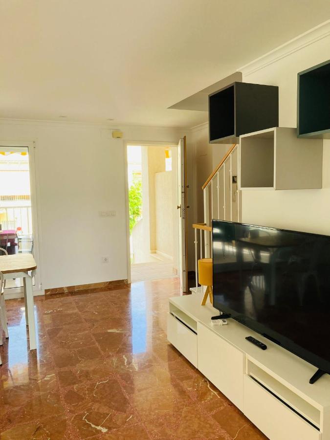 Magnifico Adosado En La Playa De Gandia Villa Екстериор снимка